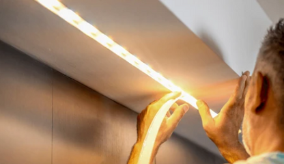 Astra Motion Flow (Neon Edition)